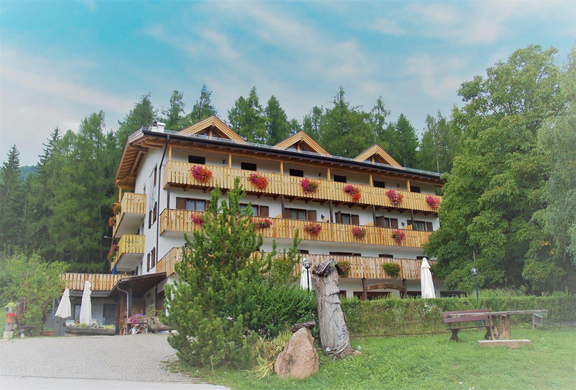 Hotel Ganzaie Val di Fiemme Exterior foto